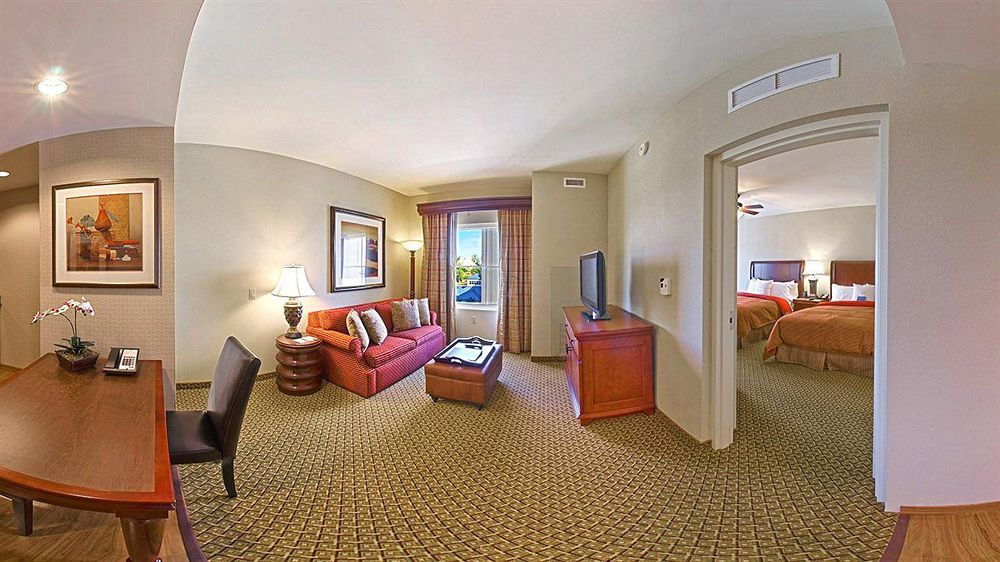 Homewood Suites By Hilton Miami - Airport West Екстериор снимка